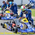 Po Hradišti létaly motokáry