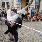 Do táborských ulic vtrhli komedianti