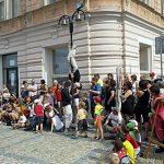 Do táborských ulic vtrhli komedianti