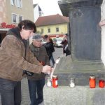 17. listopadu opět hořely svíčky u svaté Markéty ve Strakonicích