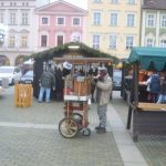 Adventní trhy na budějovickém náměstí začínají