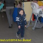 Video: Losování vánoční soutěže Jihočeských týdeníků, šaty návrháře Lukáše Bartoně a dětská móda Little Angel v Milevsku