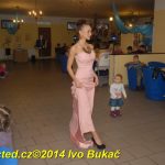 Video: Losování vánoční soutěže Jihočeských týdeníků, šaty návrháře Lukáše Bartoně a dětská móda Little Angel v Milevsku