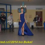 Video: Losování vánoční soutěže Jihočeských týdeníků, šaty návrháře Lukáše Bartoně a dětská móda Little Angel v Milevsku