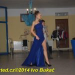 Video: Losování vánoční soutěže Jihočeských týdeníků, šaty návrháře Lukáše Bartoně a dětská móda Little Angel v Milevsku