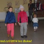 Video: Losování vánoční soutěže Jihočeských týdeníků, šaty návrháře Lukáše Bartoně a dětská móda Little Angel v Milevsku