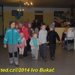 Video: Losování vánoční soutěže Jihočeských týdeníků, šaty návrháře Lukáše Bartoně a dětská móda Little Angel v Milevsku