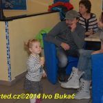 Video: Losování vánoční soutěže Jihočeských týdeníků, šaty návrháře Lukáše Bartoně a dětská móda Little Angel v Milevsku