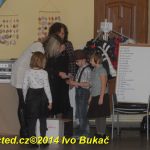 Video: Losování vánoční soutěže Jihočeských týdeníků, šaty návrháře Lukáše Bartoně a dětská móda Little Angel v Milevsku