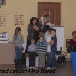 Video: Losování vánoční soutěže Jihočeských týdeníků, šaty návrháře Lukáše Bartoně a dětská móda Little Angel v Milevsku