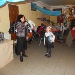 Video: Losování vánoční soutěže Jihočeských týdeníků, šaty návrháře Lukáše Bartoně a dětská móda Little Angel v Milevsku