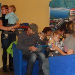 Video: Losování vánoční soutěže Jihočeských týdeníků, šaty návrháře Lukáše Bartoně a dětská móda Little Angel v Milevsku