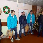 Děti v táborské nemocnici navštívili hokejisté Motoru České Budějovice