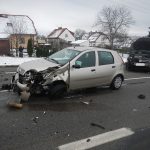 Dopravu u Velešína zkomplikovala nehoda dvou aut