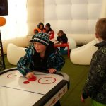 Ve skiareálu Lipno se soutěží v Oranžovém čtyřboji ČEZ