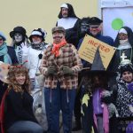 Maškary rozdávaly dobrou náladu i ve Vráži