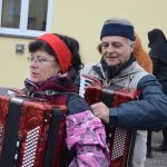 Maškary rozdávaly dobrou náladu i ve Vráži