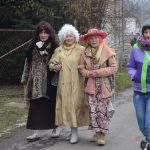 Maškary rozdávaly dobrou náladu i ve Vráži