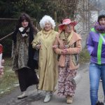 Maškary rozdávaly dobrou náladu i ve Vráži