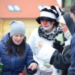 Maškary rozdávaly dobrou náladu i ve Vráži