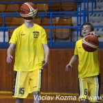 Sršni vstoupili do play off úspěšně