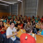 Studenti z Kolína si z Budějovic vezou 50 000. Natočili klip o tom, co nepatří do záchodu