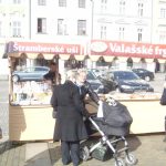 Jarní trhy na budějovickém náměstí právě začaly