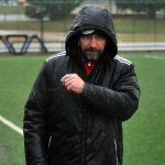 Tři body vystřelil čerstvý otec Josef Komárek
