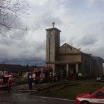 Škody po požáru kostela v Mirovicích jdou do milionů