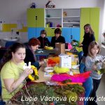 První den prázdnin děti strávily velikonočním tvořením