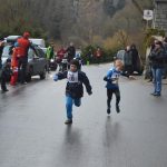 Velikonoční běh: Závod okolo Harrachovky přilákal více než sto běžců
