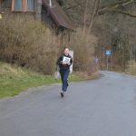 Velikonoční běh: Závod okolo Harrachovky přilákal více než sto běžců
