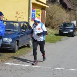 Velikonoční běh: Závod okolo Harrachovky přilákal více než sto běžců