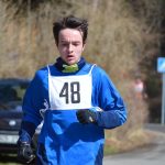 Velikonoční běh: Závod okolo Harrachovky přilákal více než sto běžců