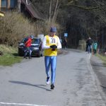 Velikonoční běh: Závod okolo Harrachovky přilákal více než sto běžců