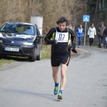 Velikonoční běh: Závod okolo Harrachovky přilákal více než sto běžců