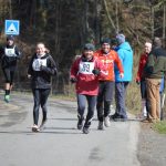 Velikonoční běh: Závod okolo Harrachovky přilákal více než sto běžců