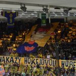 Motor na Slavii nestačil. První dvě třetiny utkání ovládli hosté