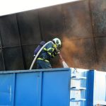 Požár nebezpečného odpadu v Plané. Lidé nesměli vycházet z budov