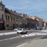 Dopravní značení malovali v Táboře v ranní špiččce. Proč?