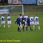 FNL: K nejvyšší výhře sezony pomohla červená karta