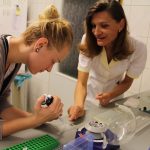 Navštivte vědce. Prozradí vám, jak vypadá DNA a že chmel obsahuje látky proti rakovině