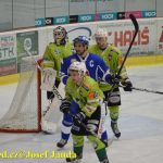 Lední hokej: Kohouti udolali houževnatý Trutnov v přesilovkách