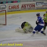 Lední hokej: Kohouti udolali houževnatý Trutnov v přesilovkách