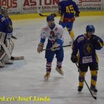 Liga juniorů: Hradecký balvan odvalili kohouti až po nájezdech. Začátek třetí části zdržela rolba