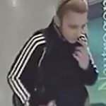 Policie vyšetřuje krádež zboží v krumlovské drogerii a hledá důležité svědky