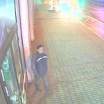 Policie hledá důležitého svědka sexuálního útoku na mladou ženu