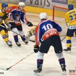 S outsiderem trápení a výhra Písku až na nájezdy