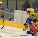 S outsiderem trápení a výhra Písku až na nájezdy