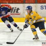 S outsiderem trápení a výhra Písku až na nájezdy